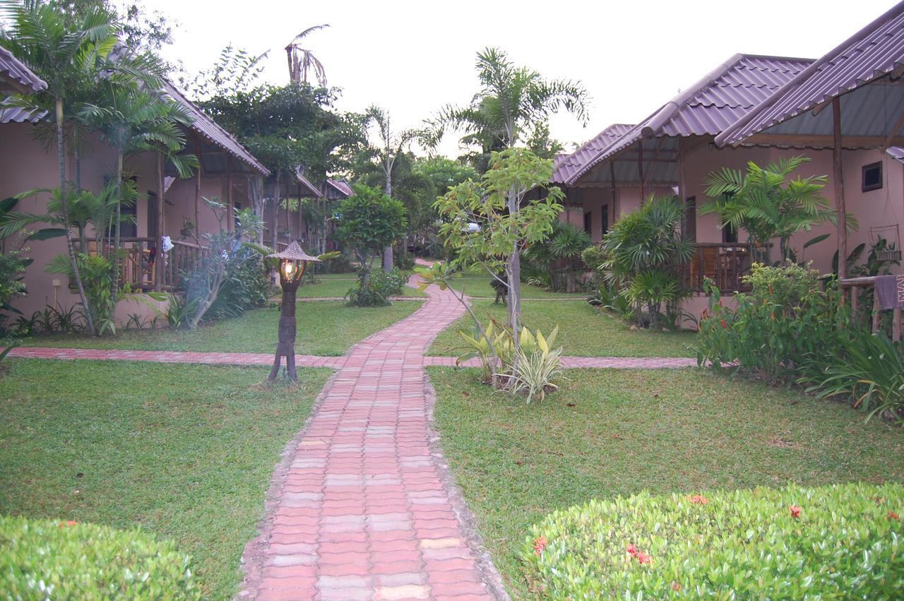 באנג ראק Bee Nat Garden Resort מראה חיצוני תמונה